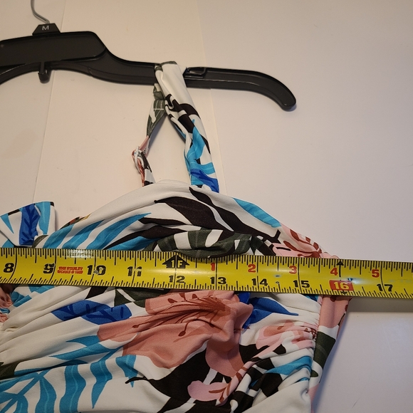 Coco Reef Bra Sized 38C One Piece Swimsuit Floral Tropical Underwire Lined Nylon - Picture 7 of 11